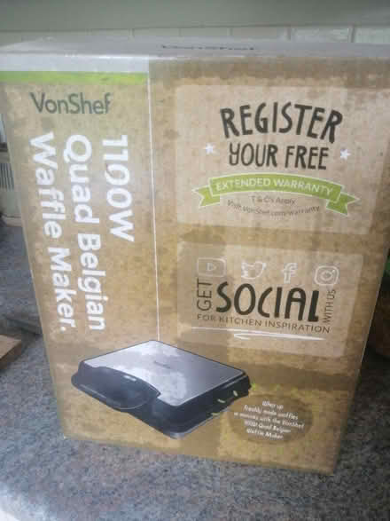 Photo of free VON Shef waffle maker (Monimail KY15) #2