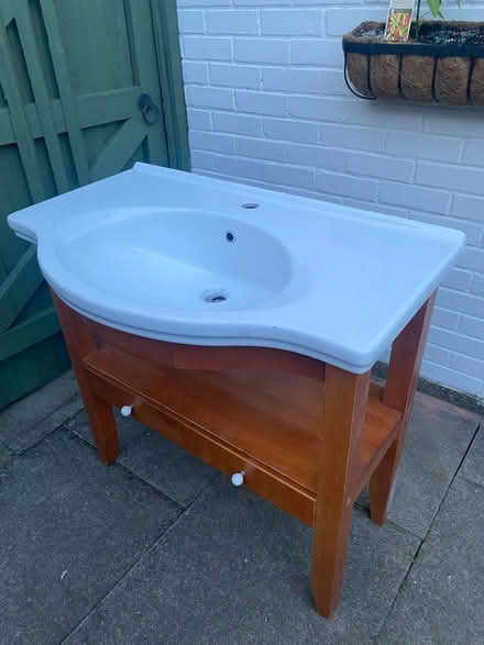 Photo of free Large sink vanity unit (Caversfield) #2