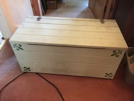Photo of free wooden storage box (CW9 davenham) #1