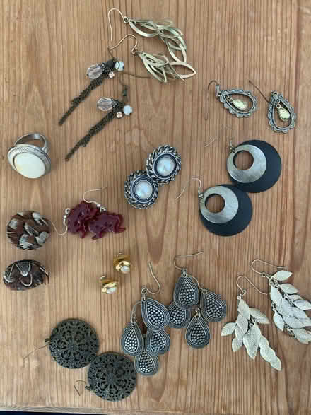 Photo of free Earrings and necklaces (Walthamstow E17) #1