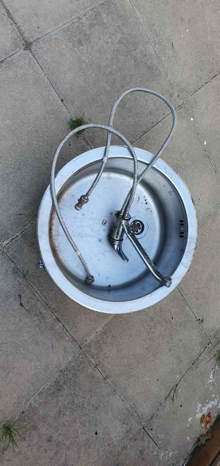 Photo of free Stainless steel sink and chrome tap (Plaistow E13) #1