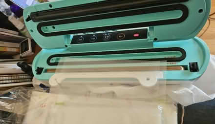 Photo of free Vacuum sealer and bags (El Cerrito / East Bay) #2
