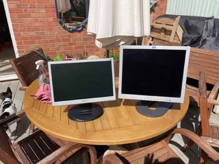 Photo of free LCD monitors x2 (North Town SL6) #1