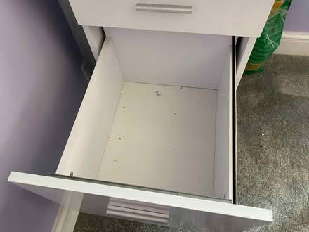 Photo of free white desk (Horsham RH13) #3