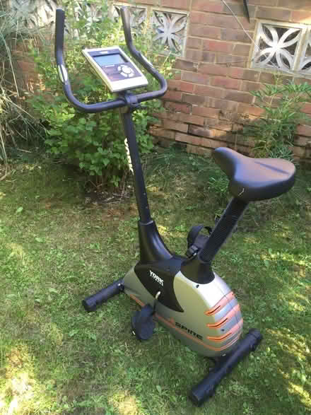 Photo of free York Aspire Fitness exercise bike (Hemel Hempstead HP1) #2