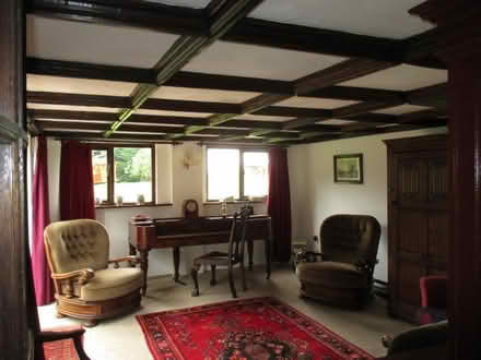 Photo of free Vintage very large medium oak three piece suite (Eggington LU7) #1