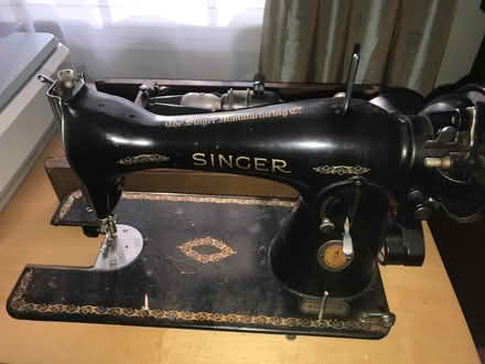 Photo of free Singer vintage sewing machine (Bedford MA near town center) #1