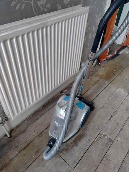 Photo of free Vax hoover for spares or repairs (L17 7) #1