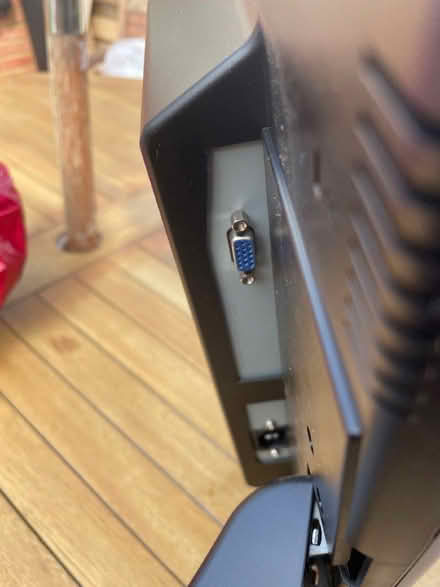 Photo of free LCD monitors x2 (North Town SL6) #2
