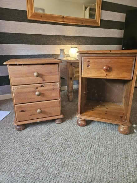 Photo of free 2 bedside cabinets (Whitfield DD4) #1