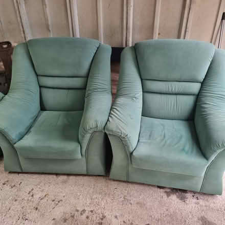 Photo of free Sofa bed and 2 armchairs (CV34 warwick) #2
