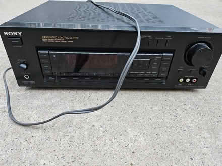 Photo of free Sony receiver, works fine (Farmington Hills 11Mile n Farm) #1