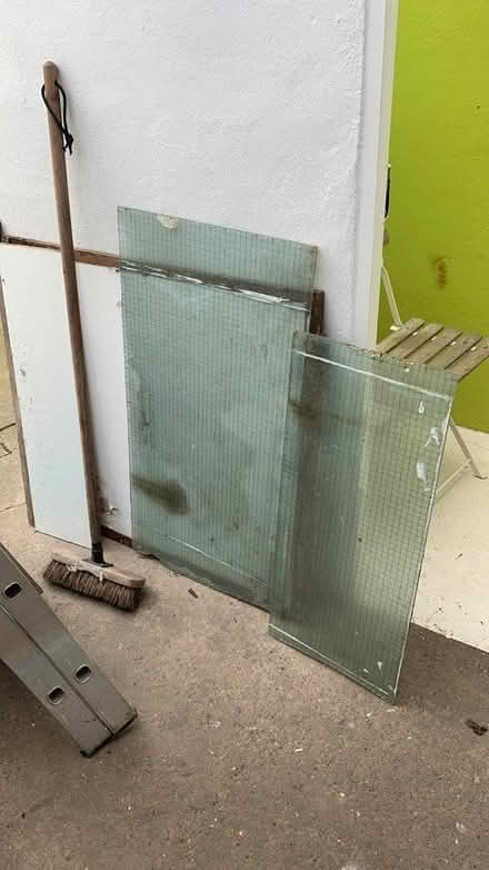 Photo of free Safety Glass (Frome - Summer Hill) #1