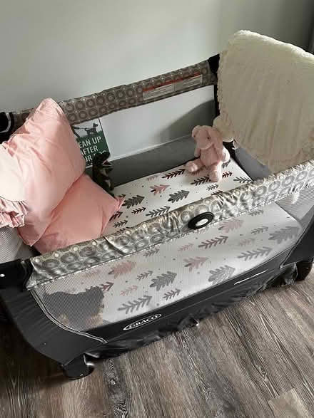 Photo of free Graco Pack and Play (East Flatbush Brooklyn) #1
