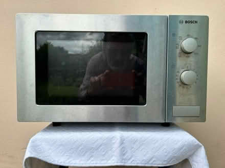 Photo of free BOSCH Combined Microwave Oven & Grill (Ledbury HR8) #1
