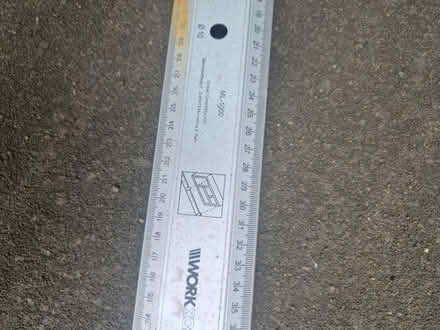 Photo of free Spirit level and cutting guide (Holmer Green HP15) #2