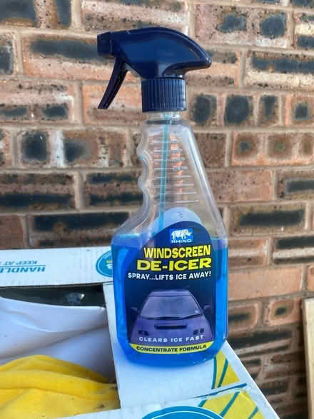 Photo of free Windscreen De-Icer (Flint) #2