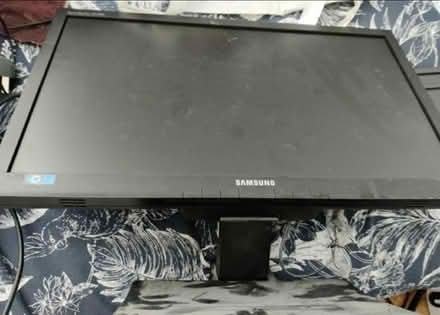 Photo of free Computer Bundle postcode (cr0 2ht) (Croydon CR0) #2