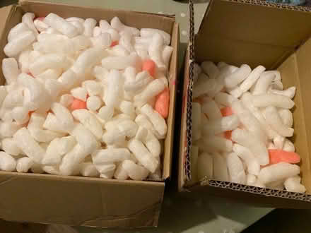 Photo of free Biodegradable cornstarch packing peanuts (Hatch Warren RG22) #1