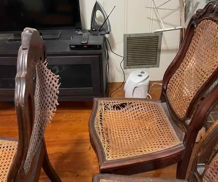 Photo of free 5 antique mahogany dining chairs (Upper NW DC/Tenley vicinity) #3