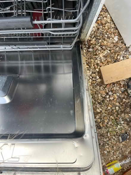 Photo of free Built in Dishwasher (Kirdford) #2