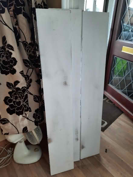 Photo of free 3 'shabby chic' boards (Trowbridge BA14) #1