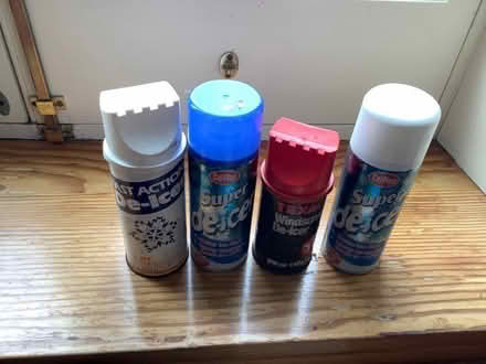 Photo of free Windscreen De -icer aerosols (East Law DH8) #1