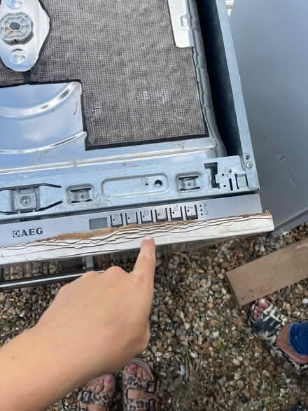 Photo of free Built in Dishwasher (Kirdford) #3