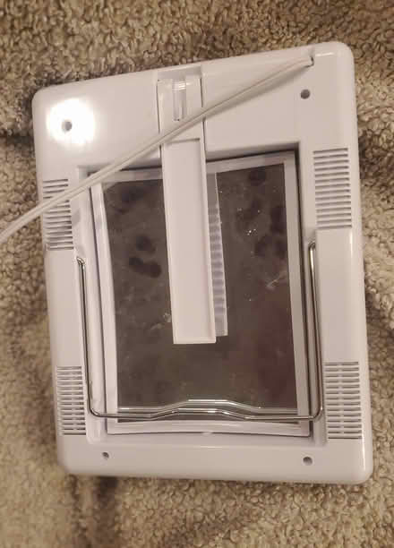 Photo of free Beauty/Make-up Mirror (Ballard) #2