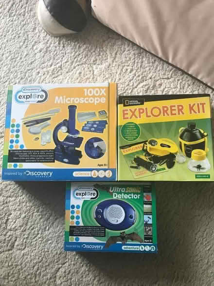Photo of free Various toys, games, trainers, etc (Linslade LU7) #4