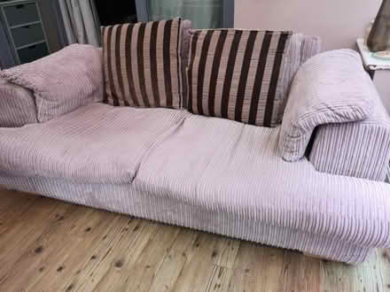 Photo of free Settee (Hatch Warren RG22) #2