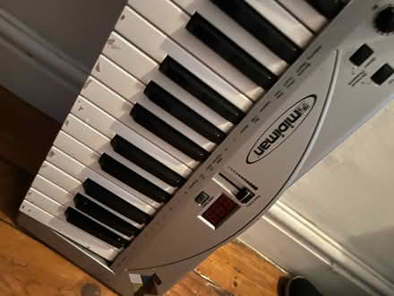 Photo of free Midi keyboard (Levenshulme M19) #2