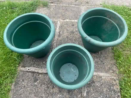 Photo of free Large flower pots (New Mill HP23) #2