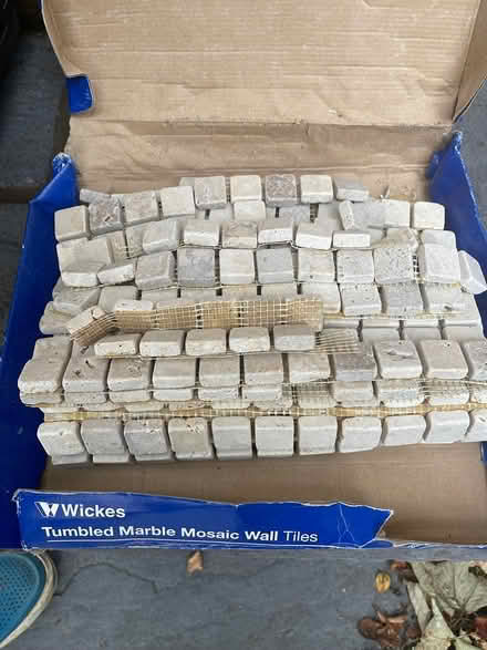 Photo of free Italian floor tiles (Isleworth TW7) #4