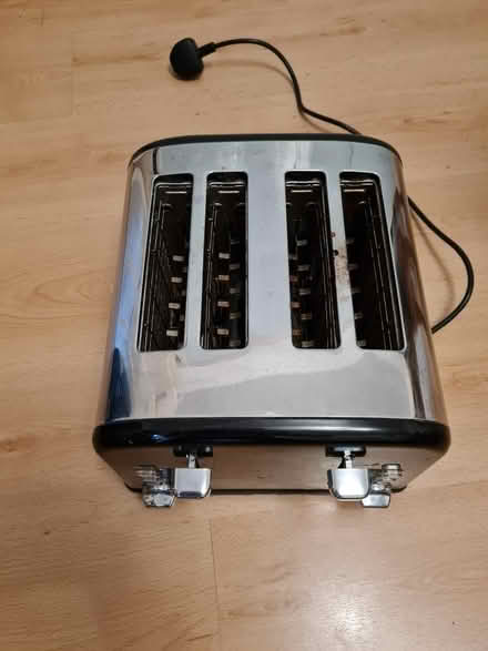 Photo of free Toaster (Southdown AL5) #2