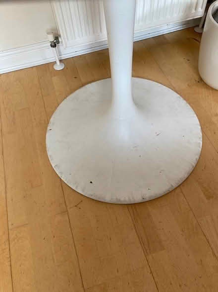 Photo of free IKEA Round White Table (East Kilbride G74) #2