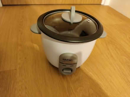 Photo of free Rice cooker - and cable (Kilburn Park) #4