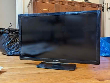 Photo of free Philips 32" TV (Mount Pleasant) #2