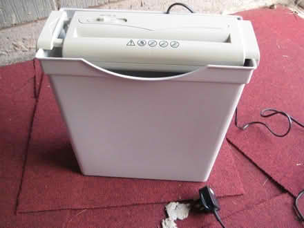 Photo of free Paper Shredder (Wellesbourne CV35) #1