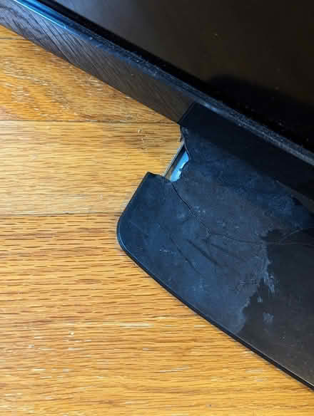 Photo of free Philips 32" TV (Mount Pleasant) #1