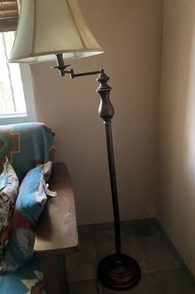Photo of free Working Floor Lamp That Needs Work (Nr Juan Tabo & Lomas) #4
