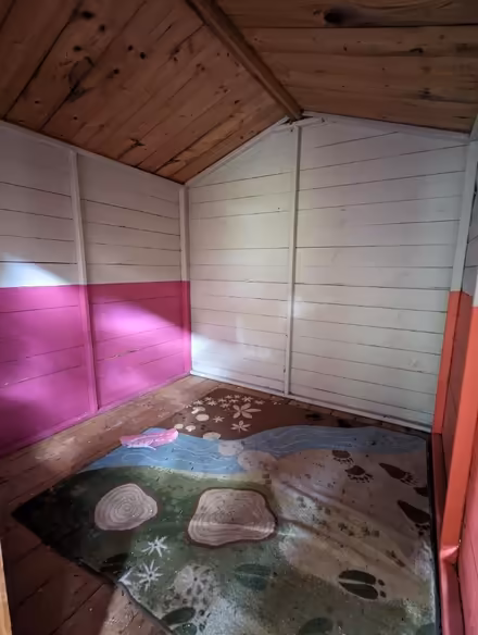 Photo of free Wendy house (Abingdon) #4