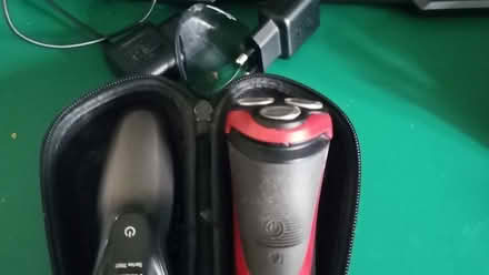Photo of free Philips series 3000 and 7000 shavers (Blacklands TN34) #1