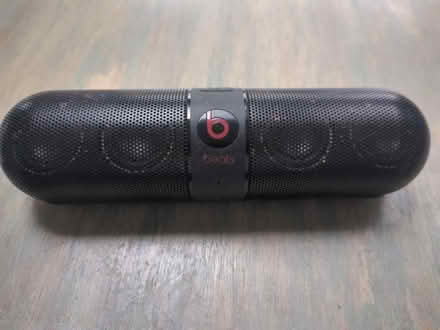 Photo of free Beats pill speaker (RG18) #1