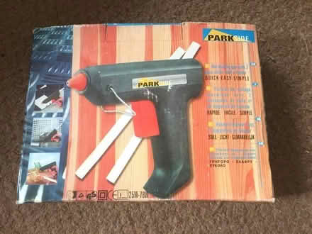 Photo of free Glue gun (Upper Holloway N4) #2