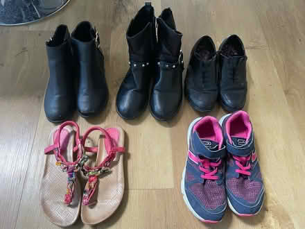 Photo of free Girls/ladies shoes size uk 4 (Tunbridge Wells) #1