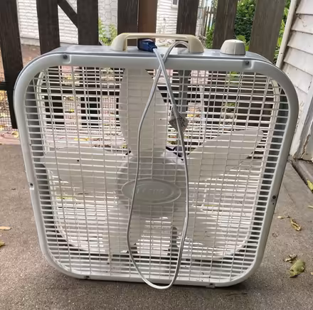 Photo of free Box fan (Atwood neighborhood) #1