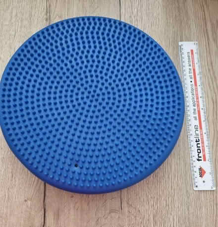 Photo of free wobble board (Longley S5) #1