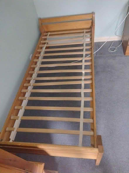Photo of free single bed with mattress (Gamston (Gamston (near Morrisons) NG2) #2