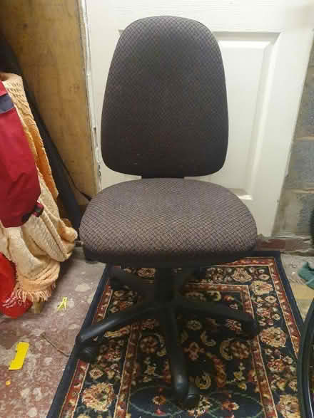 Photo of free Office chair (DE3) #1